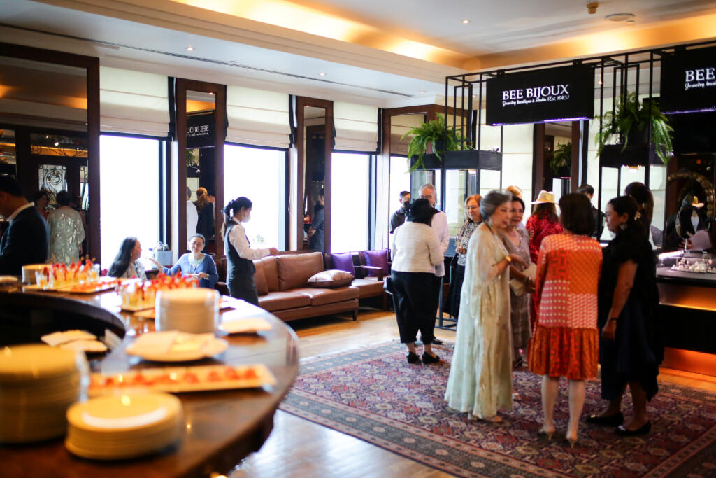 Bee Bijoux Christmas Party and Jewelry Exhibition