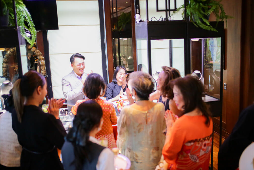 Bee Bijoux Christmas Party and Jewelry Exhibition